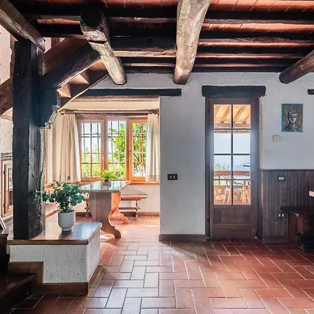 Casa Tramonto Holiday home Mommio